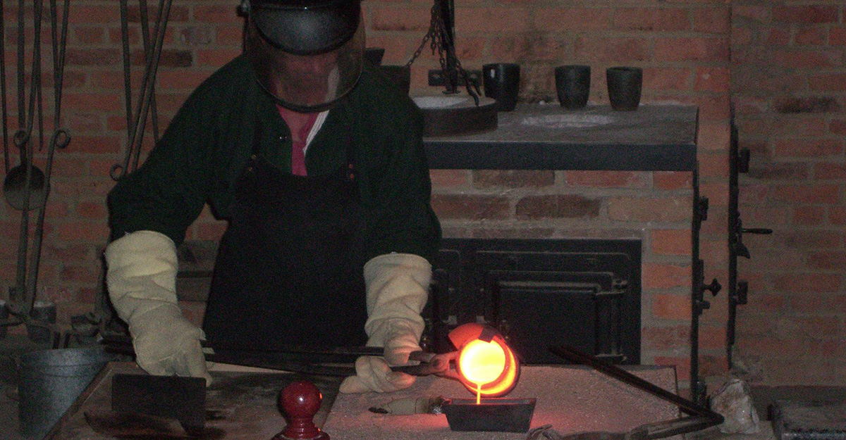 Gold Smelting Innovations for Purity Efficiency Dutch Courage